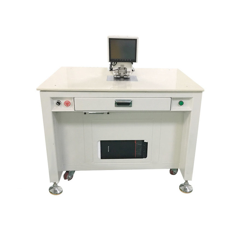 Semi-auto CCD Camera Hole Punching Machine For Stainless Steel Name Plate Label